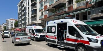 Sinop'ta, Motosiklet Kazası: 3 Yaralı Sinop’ta, Motosiklet Kazası: 3 Yaralı