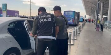 İstanbul’da 11 aracın karıştığı zincirleme kaza: Çok sayıda kişi yaralandı