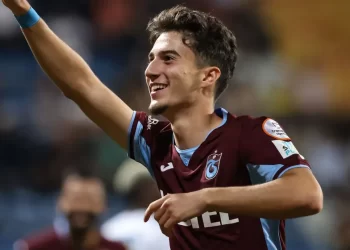 Trabzonspor, Göktan Gürpüz ayrılığını açıkladı! Trabzonspor, Göktan Gürpüz ayrılığını açıkladı!