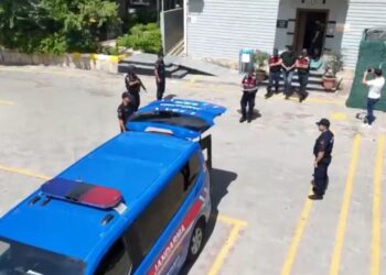 İstanbul'da uyuşturucu operasyonu: 2 şüpheli tutuklandı İmamoğlu’nun hesabına uygulanan erişim engeline dava açıldı