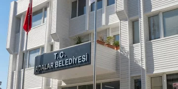 Adalar’da başkan vekili seçimi ertelendi: Mecliste yeter sayı çıkmadı