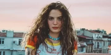 Aslı Bekiroğlu'ndan korkutan haber! 9. kez ameliyat olacak Aslı Bekiroğlu’ndan korkutan haber! 9. kez ameliyat olacak