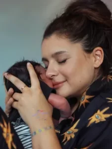 Atiye dördüncü kez anne oldu! Kızına verdiği isim şaşırttı Atiye dorduncu kez anne oldu1 habermeydan