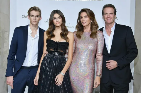 Cindy Crawford oğlunu kaybetti Cindy Crawford oglunu kaybetti habermeydan