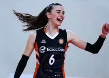 Dilay Özdemir kimdir? Kaç yaşında ve nereli? Dilay Özdemir kimdir? Kaç yaşında ve nereli?