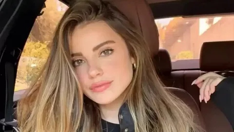 Ezgi Eyüboğlu kimdir? Ezgi Eyuboglu kimdir habermeydan
