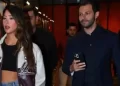 Hakan Sabancı sergiye kız arkadaşıyla katıldı Hakan Sabancı sergiye kız arkadaşıyla katıldı