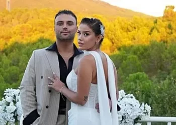 Hamide Akkuş ile Tugay Ercins nişanlandı Hamide Akkuş ile Tugay Ercins nişanlandı
