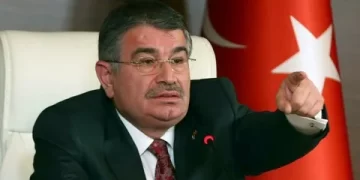 Eski Bakan İdris Naim Şahin Hakkında Yeni Karar: Yurt Dışına Çıkış Yasağı