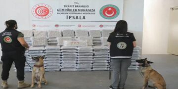 İpsala Gümrük Kapısı’nda dev operasyon: Karavandan 387 kilo uyuşturucu çıktı İpsala Gümrük Kapısı’nda dev operasyon: Karavandan 387 kilo uyuşturucu çıktı