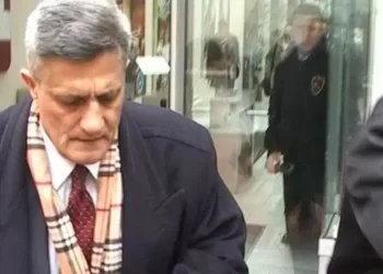 Kaşif Kozinoğlu’nun Ölümü Yeniden Soruşturuluyor: 11 Şüpheli Hakkında İşlem Kaşif Kozinoğlu’nun Ölümü Yeniden Soruşturuluyor: 11 Şüpheli Hakkında İşlem