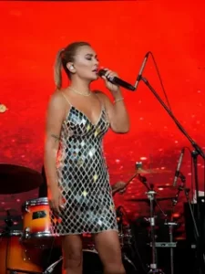 Konserde tacize Okan Kurt'tan tepki Konserde taciz Okan Kurttan tepki1 habermeydan