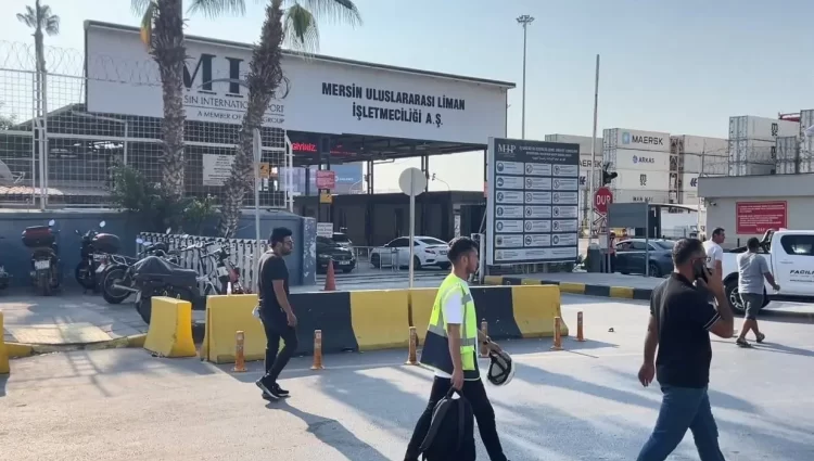 Mersin Limanı'nda gaz sızıntısı alarmı! Konteyner delindi, operasyonlar durduruldu Mersin Limani habermeydan