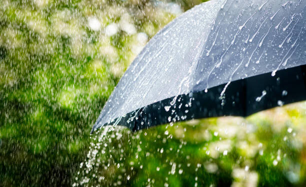 Meteoroloji Uyardı: 6 Bölgede Kuvvetli Rüzgâr, Karadeniz’de Sağanak Bekleniyor