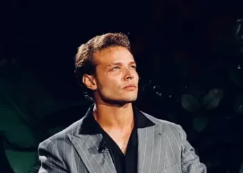 Survivor Murat Ceylan şarkıcı oldu! Klip öncesi imajını değiştirdi Survivor Murat Ceylan şarkıcı oldu! Klip öncesi imajını değiştirdi