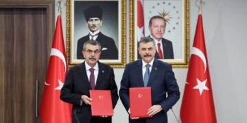 Okullarda güvenlik alarmı: 7 bakanlık harekete geçti, yeni tedbirler devrede Okullarda güvenlik alarmı: 7 bakanlık harekete geçti, yeni tedbirler devrede