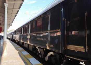 Orient Express İstanbul’a geliyor: Tarih ve saat belli oldu Orient Express İstanbul’a geliyor: Tarih ve saat belli oldu
