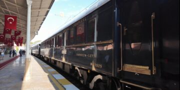 Orient Express İstanbul’a geliyor: Tarih ve saat belli oldu Orient Express İstanbul’a geliyor: Tarih ve saat belli oldu