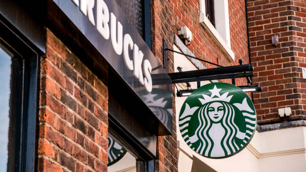 Starbucks’tan dikkat çeken karar: Kuzey Amerika’da 250 mağaza kapanıyor Starbucks habermeydan