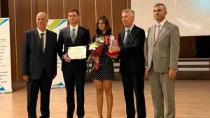 Taşacak Bu Deniz’in Fadime’si Zeynep Atılgan’a büyük onur! Tasacak Bu Deniz Fadime Zeynep Atilgana buyuk onur1 habermeydan