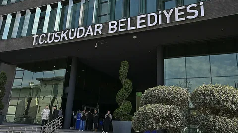 Üsküdar Belediye Meclisi'nde dengeler değişti! 4 CHP'li üye AKP'ye geçti Uskudar Belediye Meclisi habermeydan