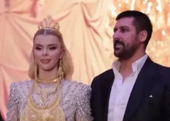 Vanlı Kara Haydar’ın düğününde büyük şok! 97 Parça altının 76’sı sahte çıktı Vanlı Kara Haydar’ın düğününde büyük şok! 97 Parça altının 76’sı sahte çıktı