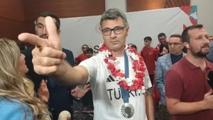 Yusuf Dikeç yeni mesleğini duyurdu Yusuf Dikes yeni meslegini duyurdu1 habermeydan