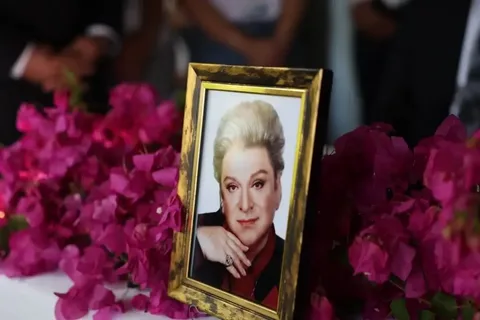 Zeki Müren vefatının 30. yılında Bodrum'da unutulmadı Zeki Mruen vefat 30 yilinda Bodrumda unutulmadi habermeydan