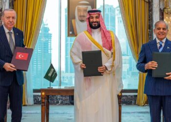 Suudi Arabistan’dan Türkiye ve Pakistan genelkurmay başkanlarına acil toplantı çağrısı Suudi Arabistan’dan Türkiye ve Pakistan genelkurmay başkanlarına acil toplantı çağrısı