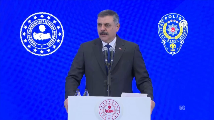 Bakan Çiftçi’den emniyet müdürlerine dikkat çeken talimat Bakan Çiftçi’den emniyet müdürlerine dikkat çeken talimat...