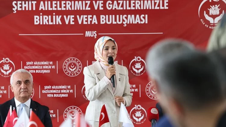 Bakan Göktaş, Muş'ta Şehit Yakınları ve Gazilerle Buluştu! bakan goktas musta sehit yakinlari ve gazilerle bulustu habermeydan