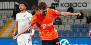 Başakşehir, Gençlerbirliği’ni 4 golle geçti!