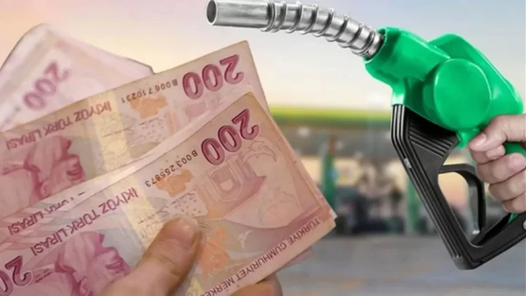 Benzin fiyatlarına rekor zam bekleniyor! Benzin fiyatlarına rekor zam bekleniyor.