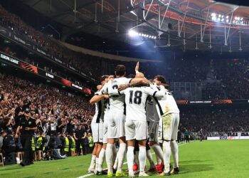Beşiktaş, Marsilya’yı 4 Golle Dağıttı!