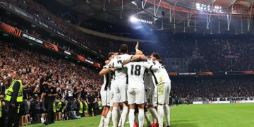 Beşiktaş, Marsilya'yı 4 Golle Dağıttı! Beşiktaş, Marsilya’yı 4 Golle Dağıttı!