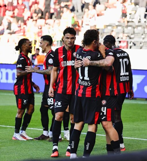 Çorum FK, Eyüpspor'u 3 golle geçti! corumfk eyupsporu 3 golle gecti habermeydan e1788712443943