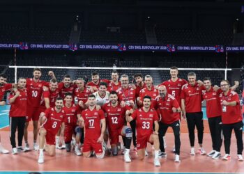 Filenin Efeleri, İsviçre’ye set vermedi!