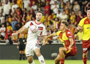 Göztepe 2-4 Gaziantep FK Göztepe 2-4 Gaziantep FK