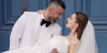 IItır Esen evlendi! Menajeriyle nikâh masasına oturdu IItır Esen evlendi! Menajeriyle nikâh masasına oturdu