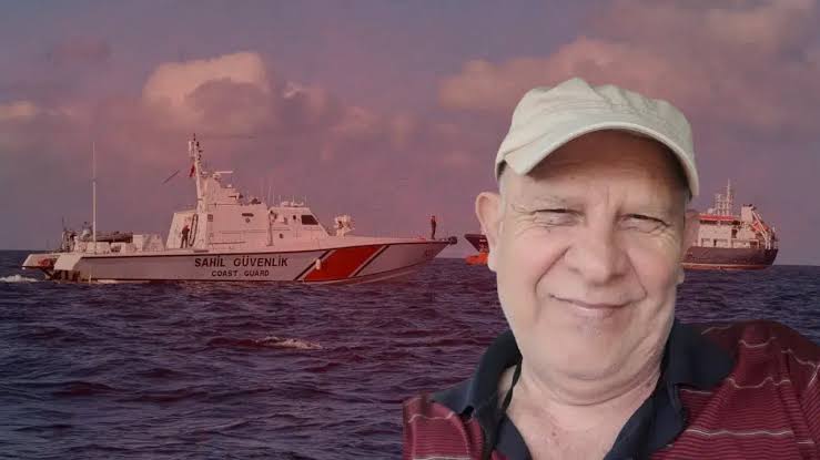 Silivri'de batan geminin kaptanı Yaşar Kayhan'ın cesedi bulundu Silivri'de batan geminin kaptanı Yaşar Kayhan'ın cesedi bulundu.