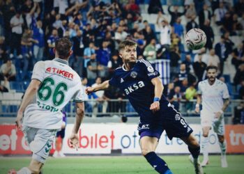 Kasımpaşa ile Konyaspor yenişemedi! Kasımpaşa ile Konyaspor yenişemedi!
