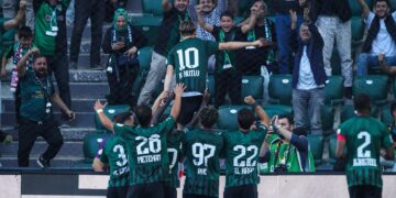 Kocaelispor, Gaziantep FK'yı 2 golle devirdi! Kocaelispor, Gaziantep FK’yı 2 golle devirdi!