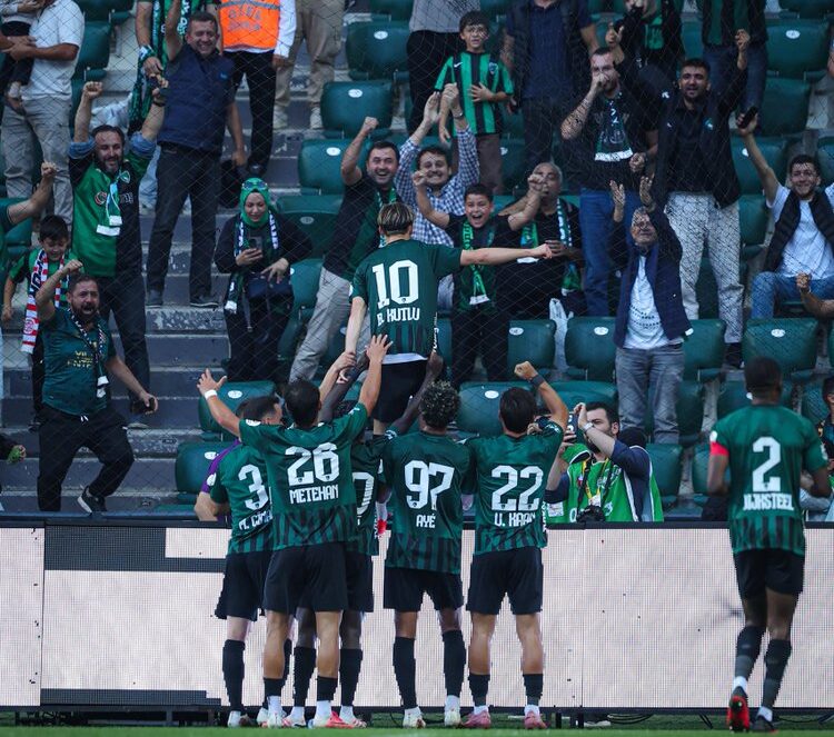Kocaelispor, Gaziantep FK'yı 2 golle devirdi! kocaelispor gaziantep fkyi 2 golle devirdi habermeydan e1789835476815