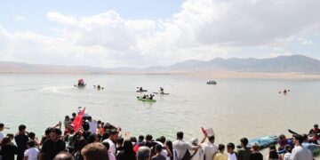 Muş Bulanık’ta Tarihi Gün: İlk Su Sporları Şenliği Renkli Görüntülere Sahne Oldu!