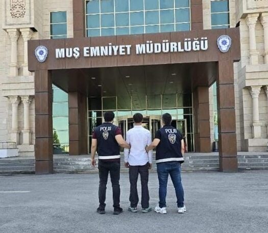 Muş'ta, Aranan Şahıs Yakalanarak Cezaevine Gönderildi! musta aranan sahis yakalanarak cezaevine gonderildi habermeydan e1789051450329
