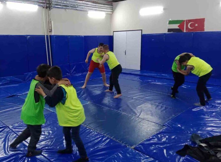 Muş'ta Geleceğin Şampiyonları Yetişiyor: Hasköy'de Genç Güreşçiler Minderde musta gelecegin sampiyonlari yetisiyor haskoyde genc guresciler minderde habermeydan e1790692670221