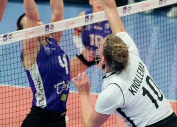 Nilüfer Belediyespor, Kupa Voley'de Beşiktaş'ı 3-2 yendi! Nilüfer Belediyespor, Kupa Voley’de Beşiktaş’ı 3-2 yendi!