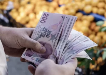 OVP'de enflasyon tahmini yükseldi: Yüzde 28,4 OVP’de enflasyon tahmini yükseldi: Yüzde 28,4