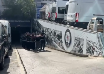 Sarallar operasyonunda 19 şüpheli tutuklandı Mansur Yavaş’ın CHP etkinliğine katılmamasına Kılıçdaroğlu’ndan açıklama