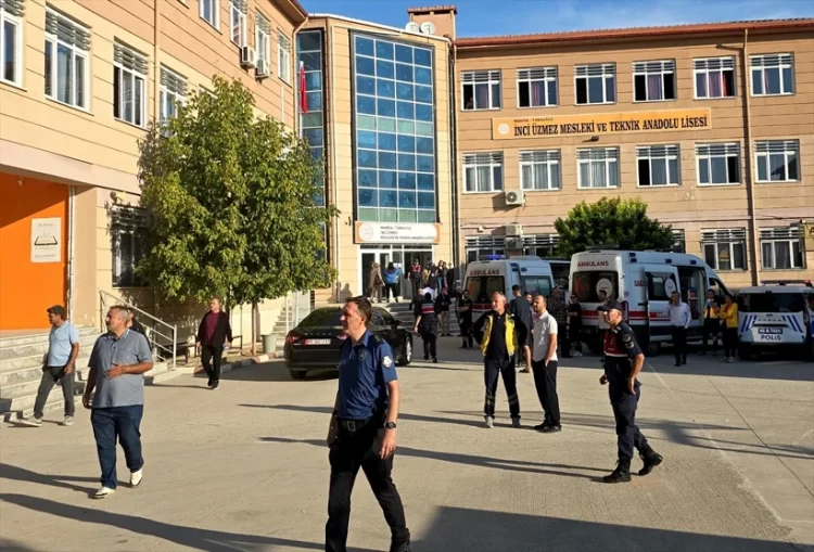 Turgutlu'daki silahlı saldırıyla ilgili Valilikten açıklama: 8 kişi yaralandı silahli saldiri habermeydan
